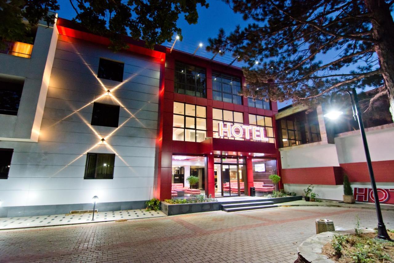 Семеен Хотел Романтика Haskovo Extérieur photo